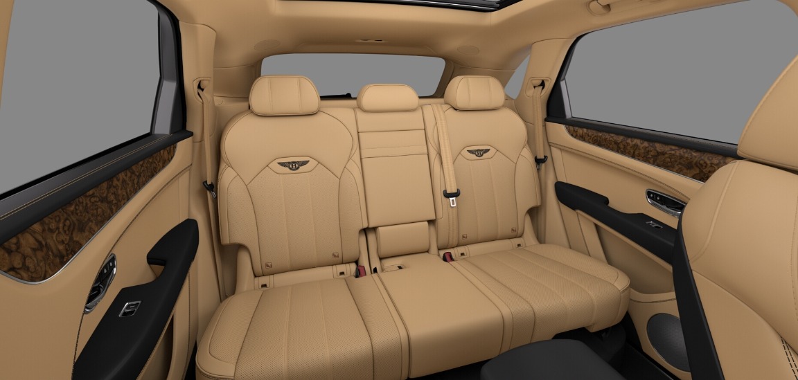 2021 Bentley Bentayga Image 6