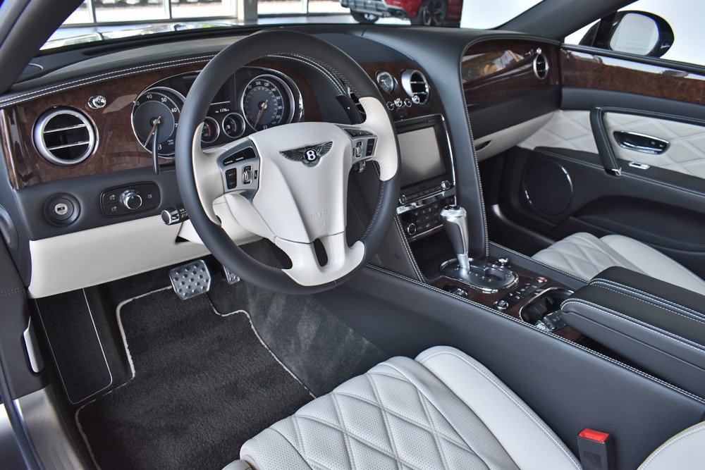 2015 Bentley Flying Spur Image 3