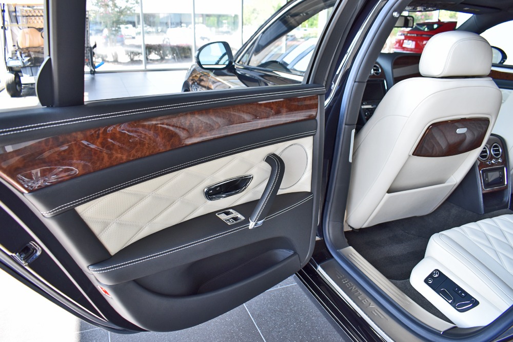 2015 Bentley Flying Spur Image 9