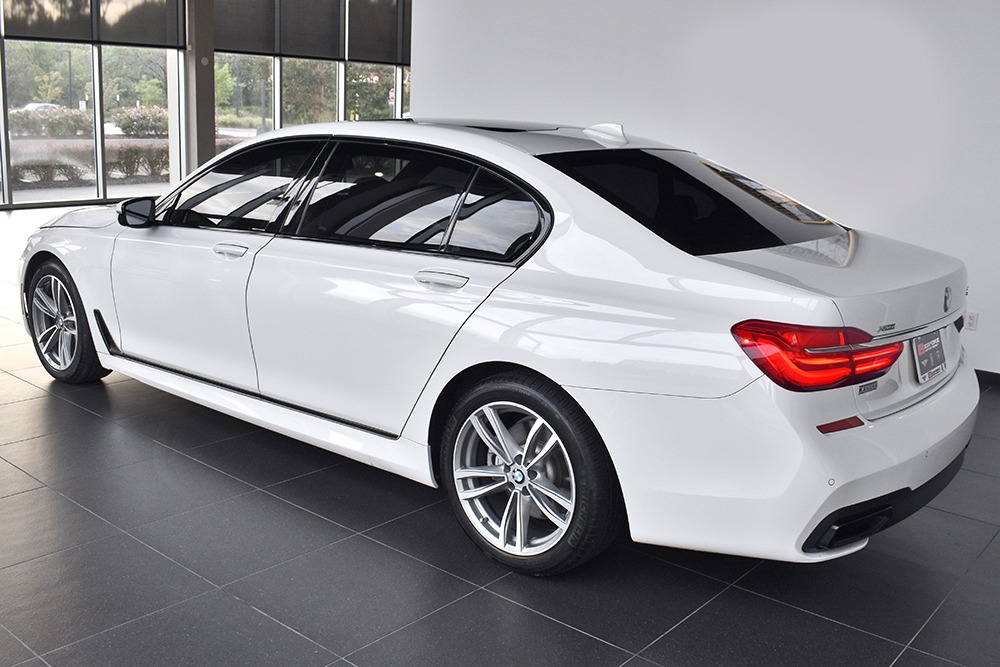 2019 BMW 7 Series Image 2