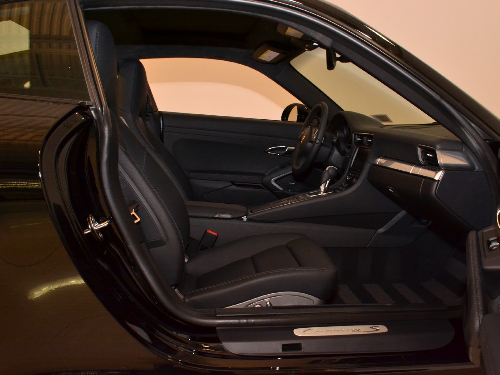 2012 Porsche 911 Image 16