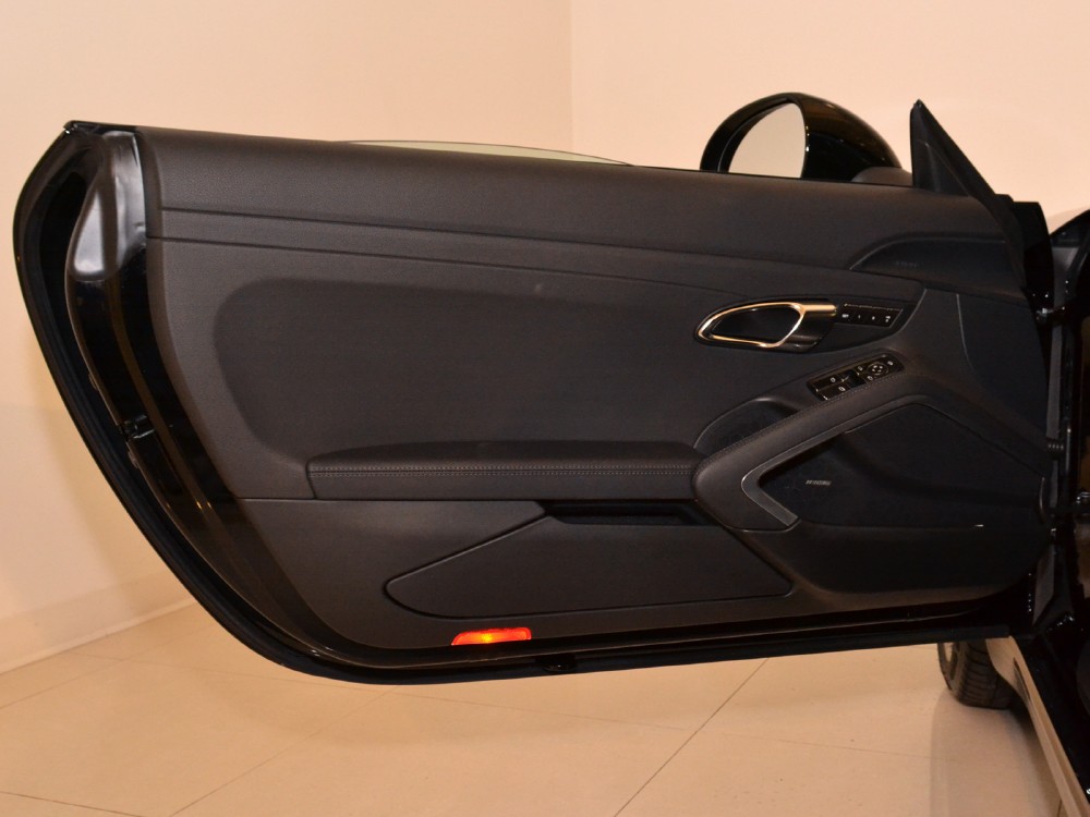 2012 Porsche 911 Image 17