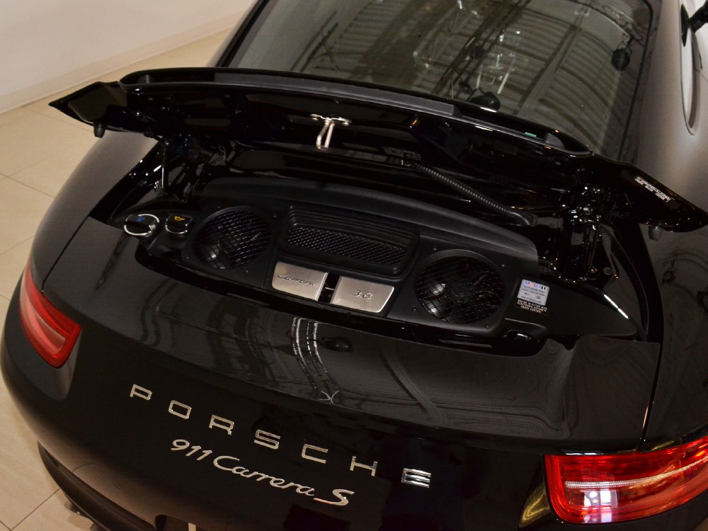 2012 Porsche 911 Image 20
