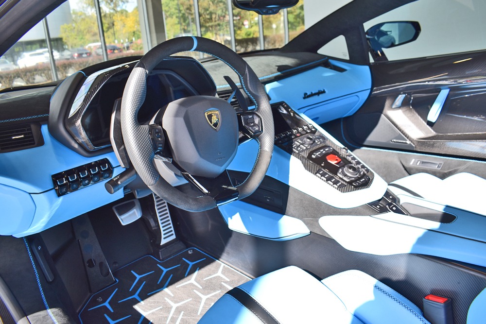 2021 Lamborghini Aventador SVJ Roadster Image 5