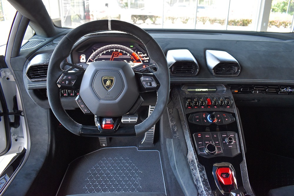 2018 Lamborghini Huracan Image 8