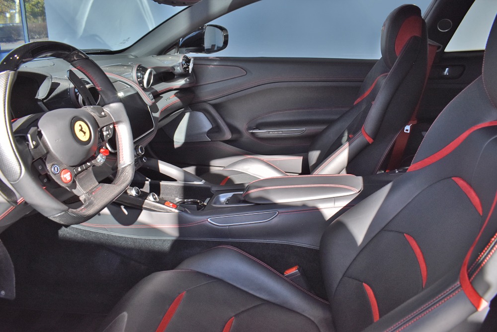 2018 Ferrari GTC4Lusso T Image 6