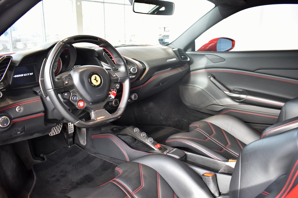 2017 Ferrari 488 GTB Image 4