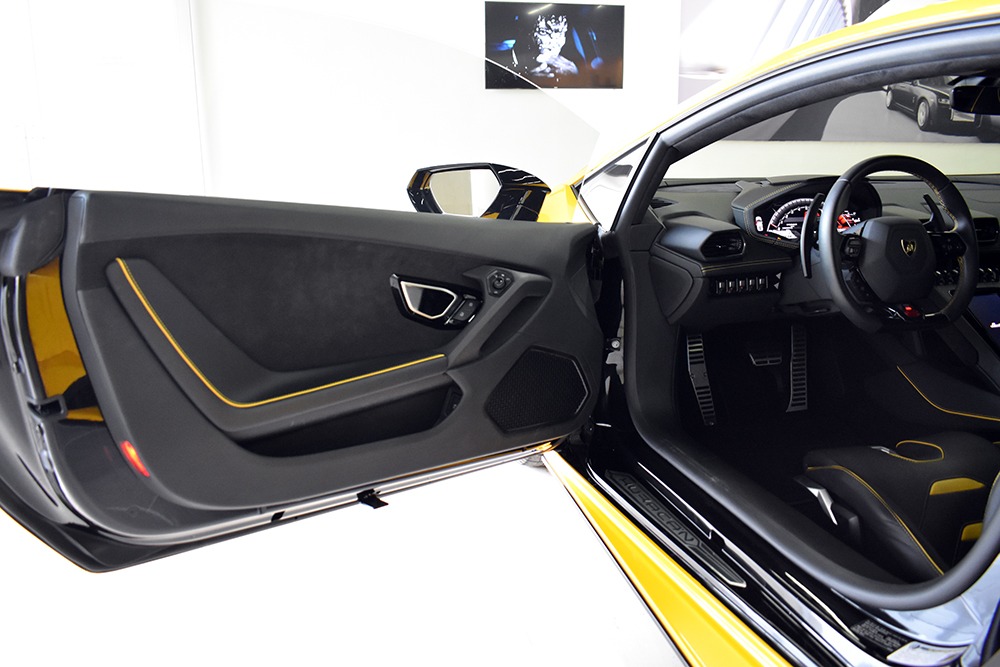 2021 Lamborghini Huracan Image 6