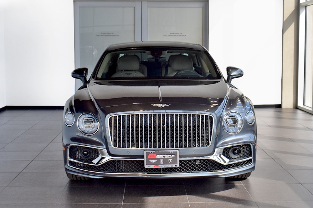 2022 Bentley Flying Spur Image 3