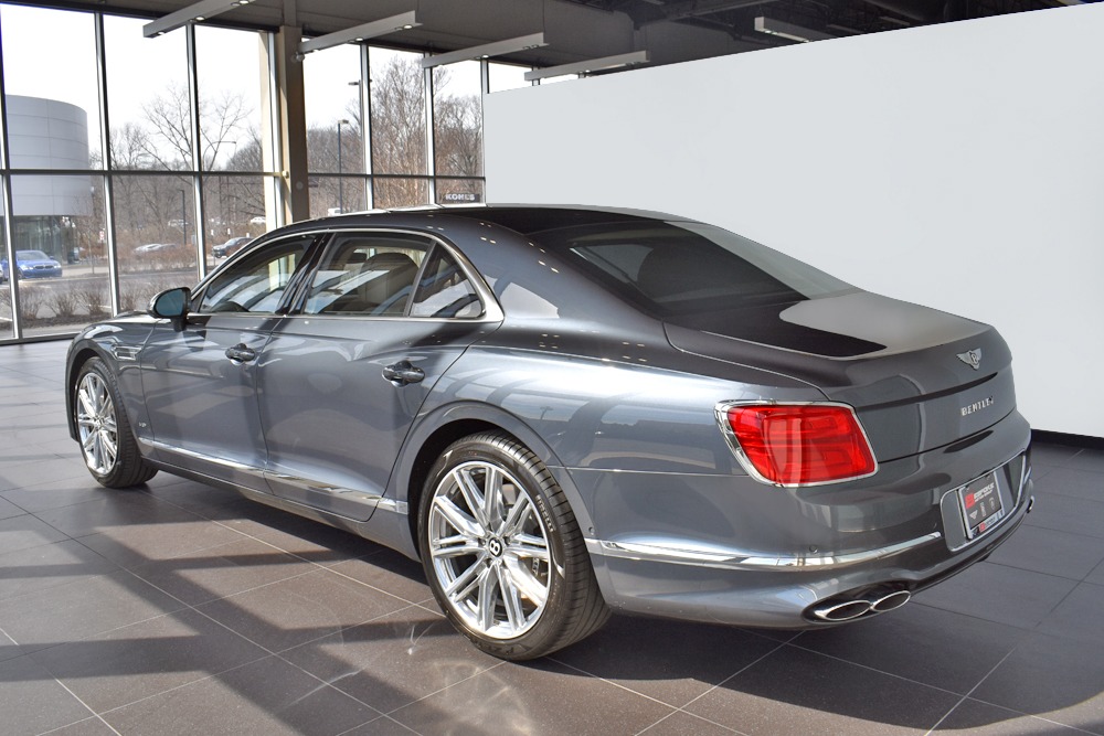 2022 Bentley Flying Spur Image 4