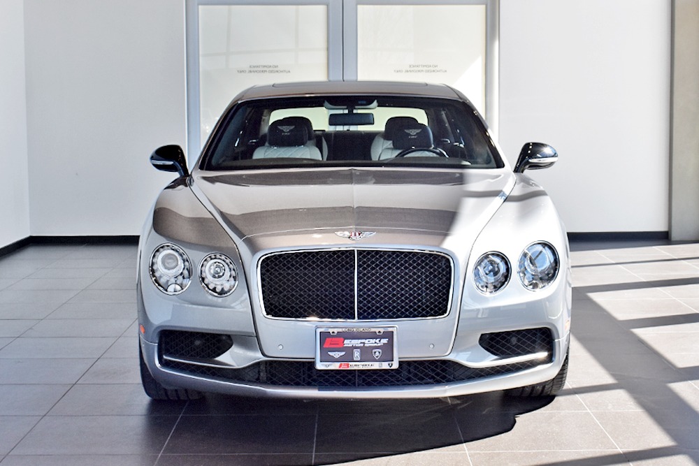 2017 Bentley Flying Spur Image 2