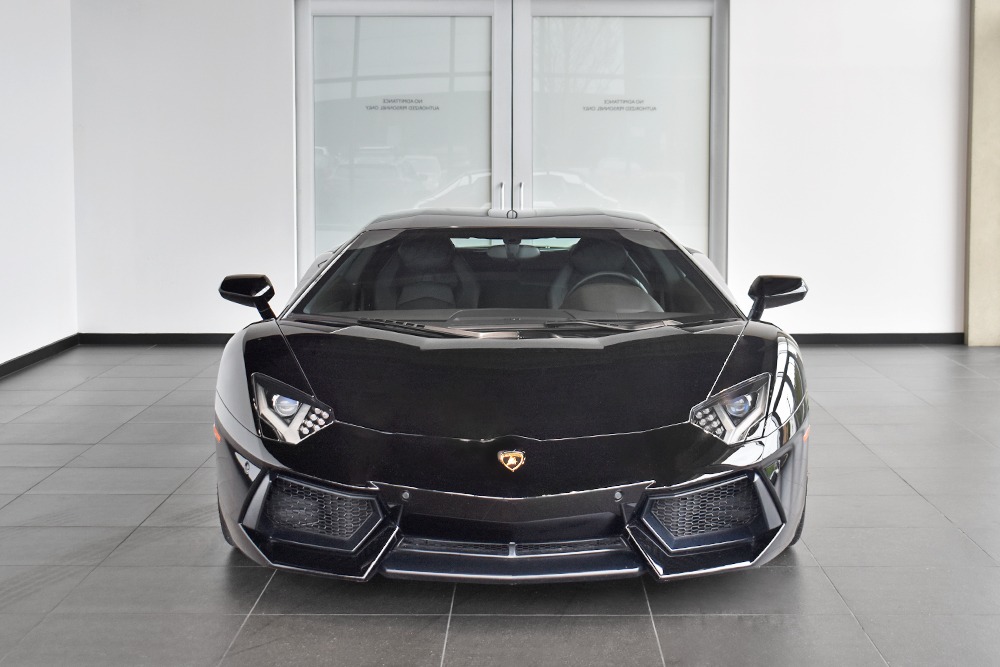 2014 Lamborghini Aventador Image 3