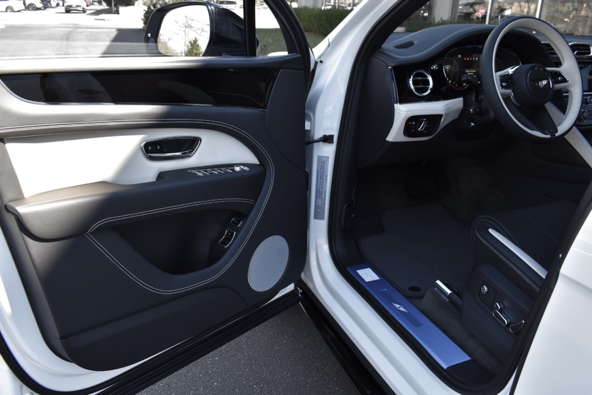 2022 Bentley Bentayga S Image 6