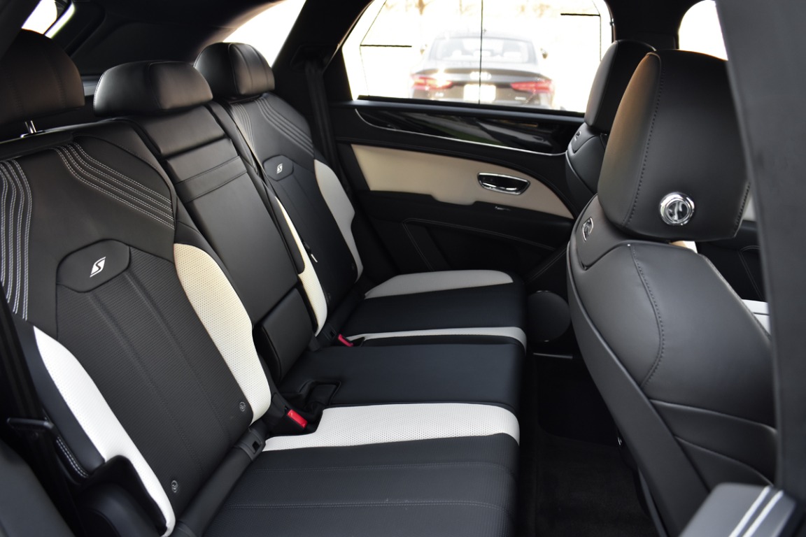 2022 Bentley Bentayga S Image 8