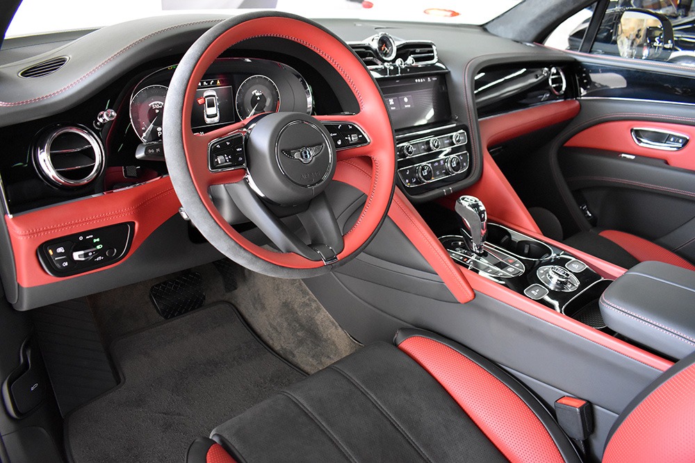 2022 Bentley Bentayga S Image 3