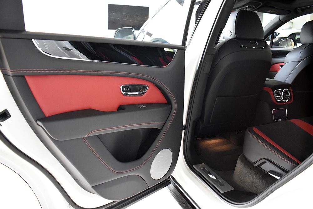 2022 Bentley Bentayga S Image 8