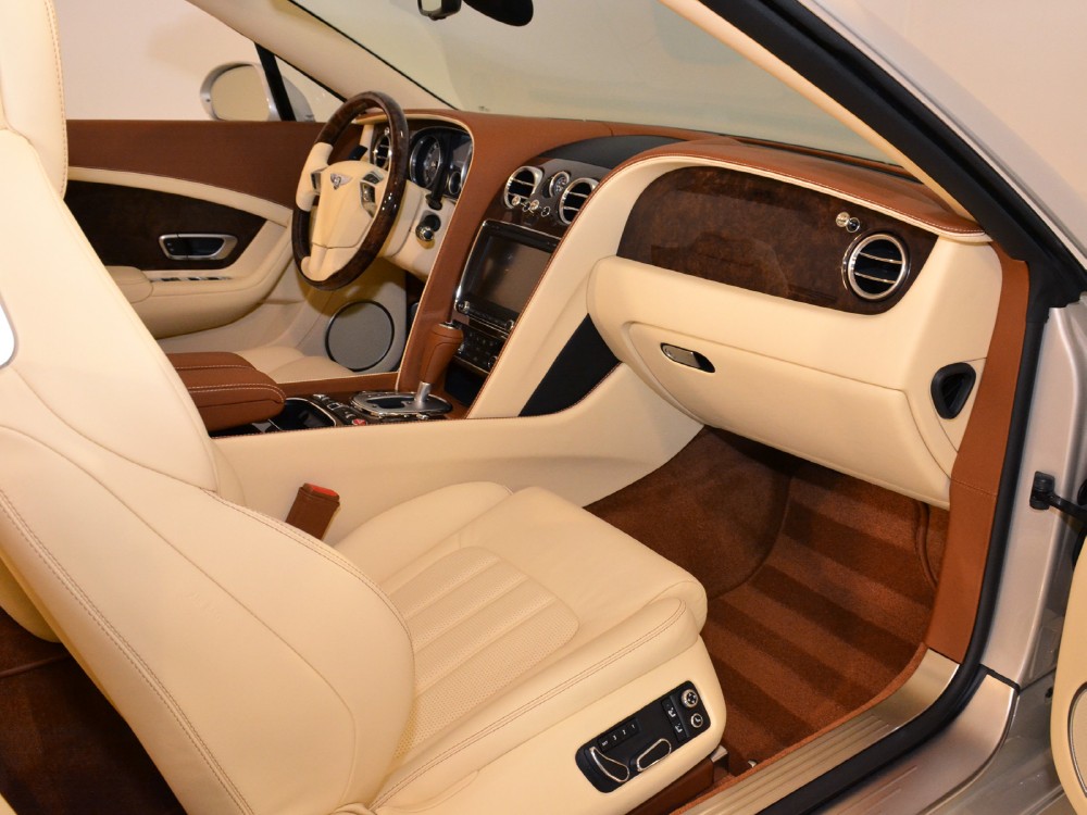 2012 Bentley Continental GT Convertible Image 24