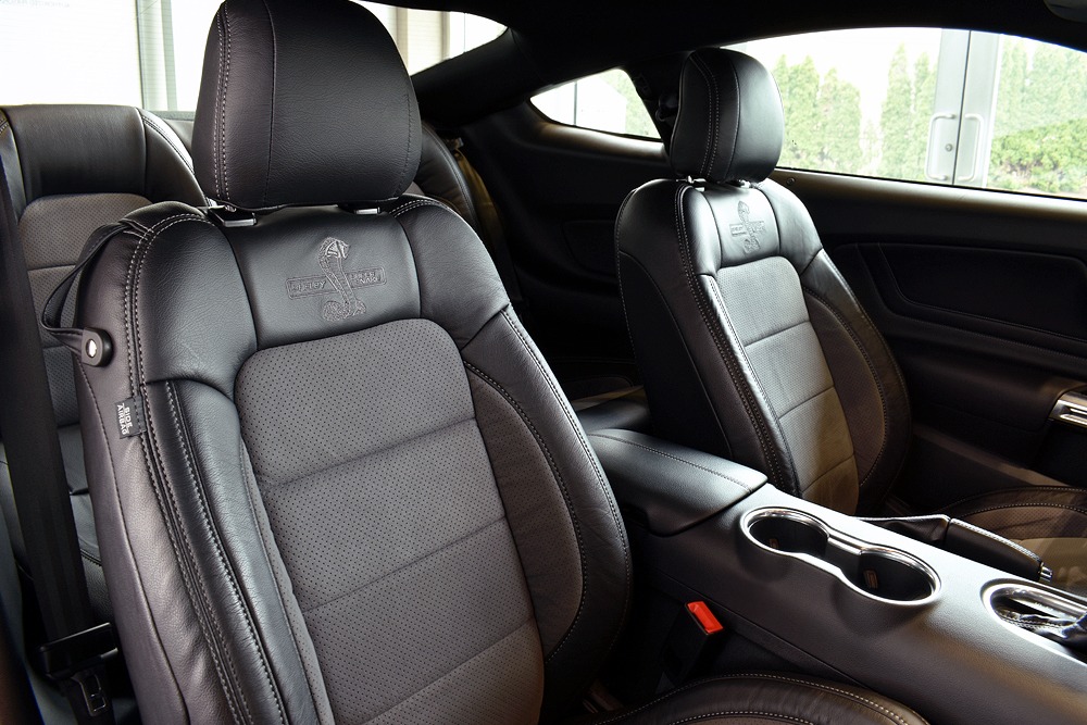 2020 Ford Mustang Image 9