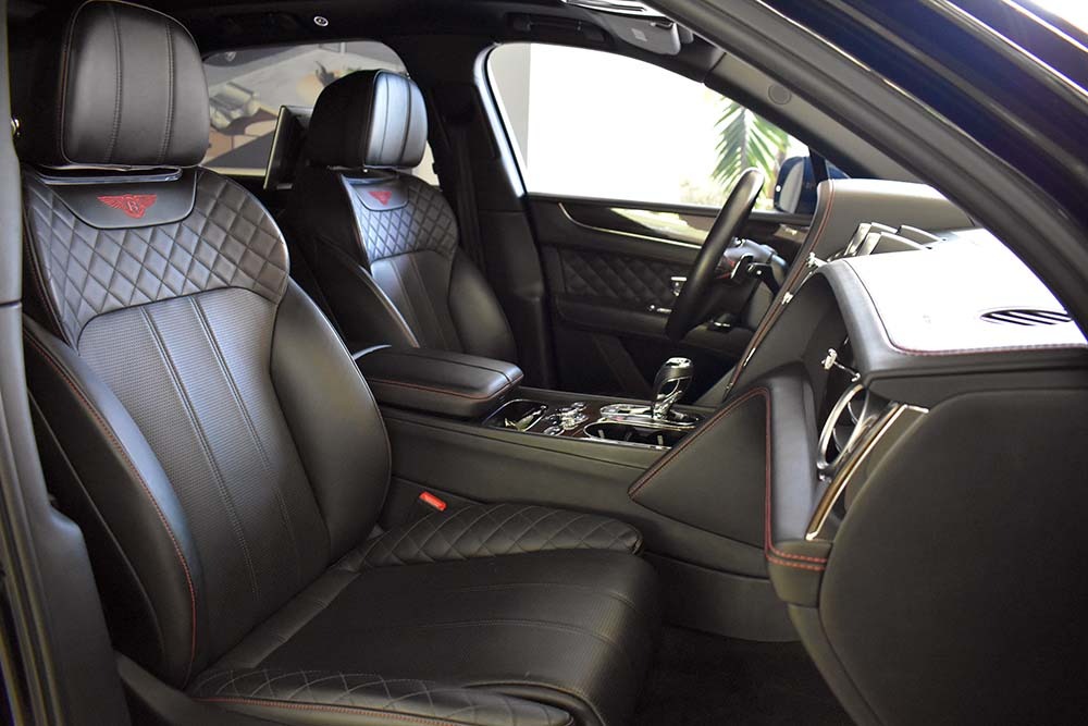 2017 Bentley Bentayga Image 4