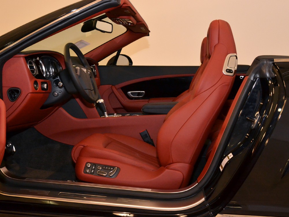 2012 Bentley Continental GT Convertible Image 21