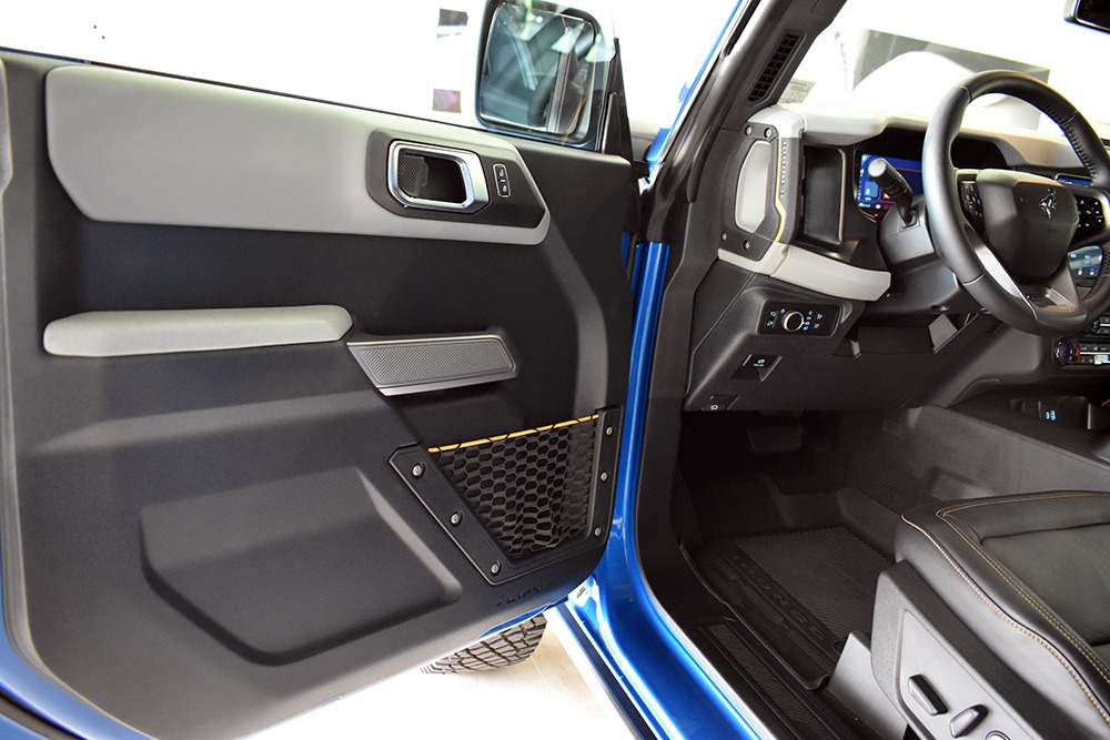 2022 Ford Bronco Image 8