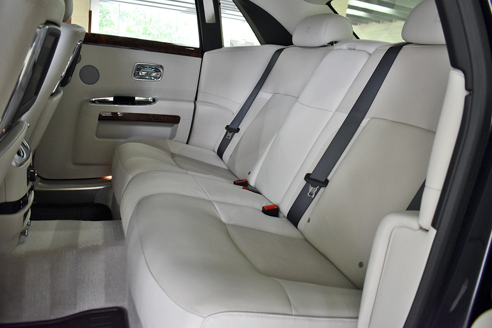 2011 Rolls-Royce Ghost Image 8