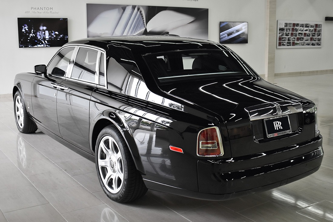 2006 Rolls-Royce Phantom Image 2