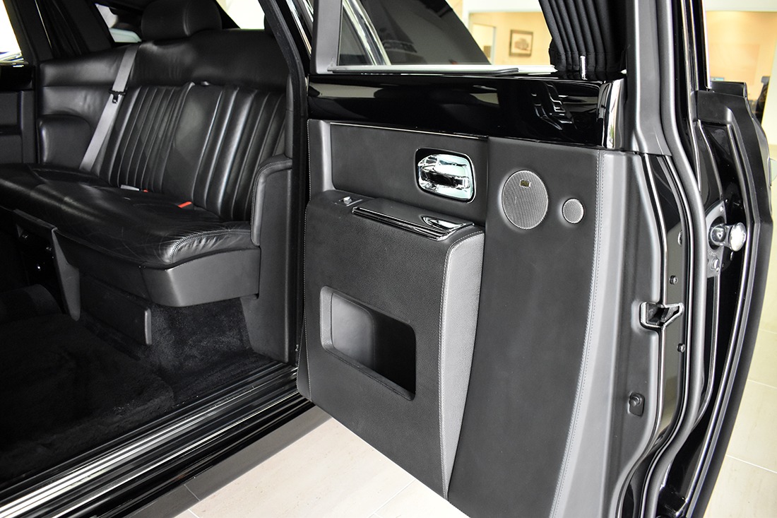 2006 Rolls-Royce Phantom Image 3