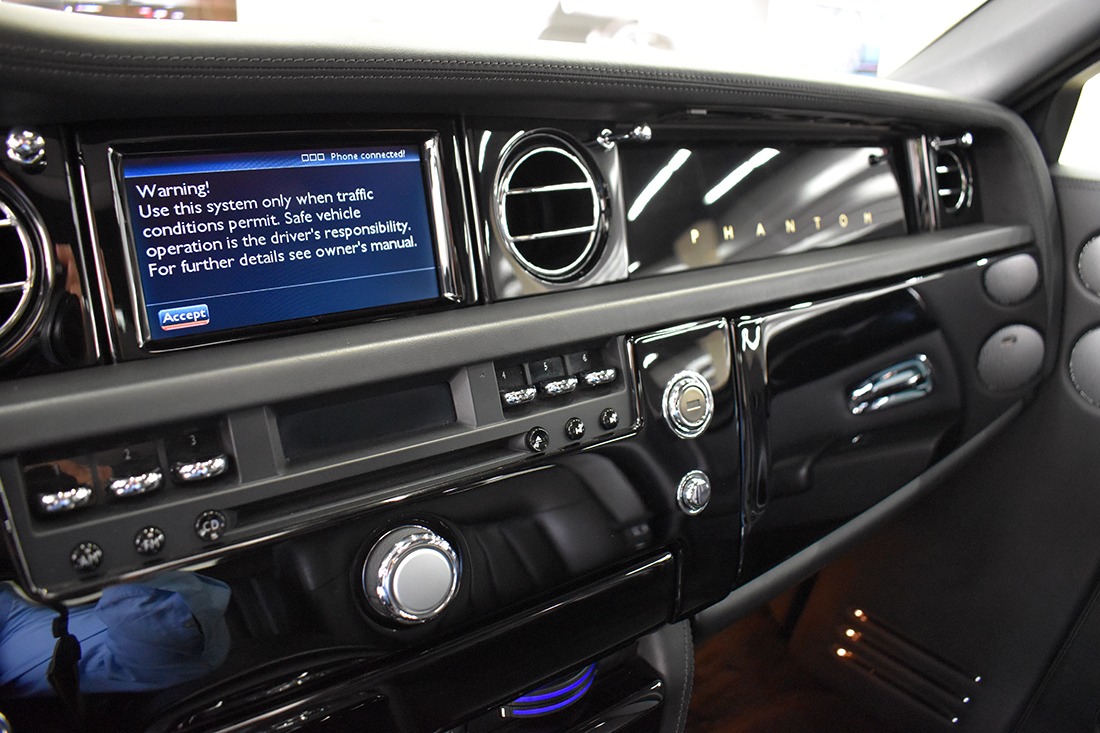 2006 Rolls-Royce Phantom Image 9