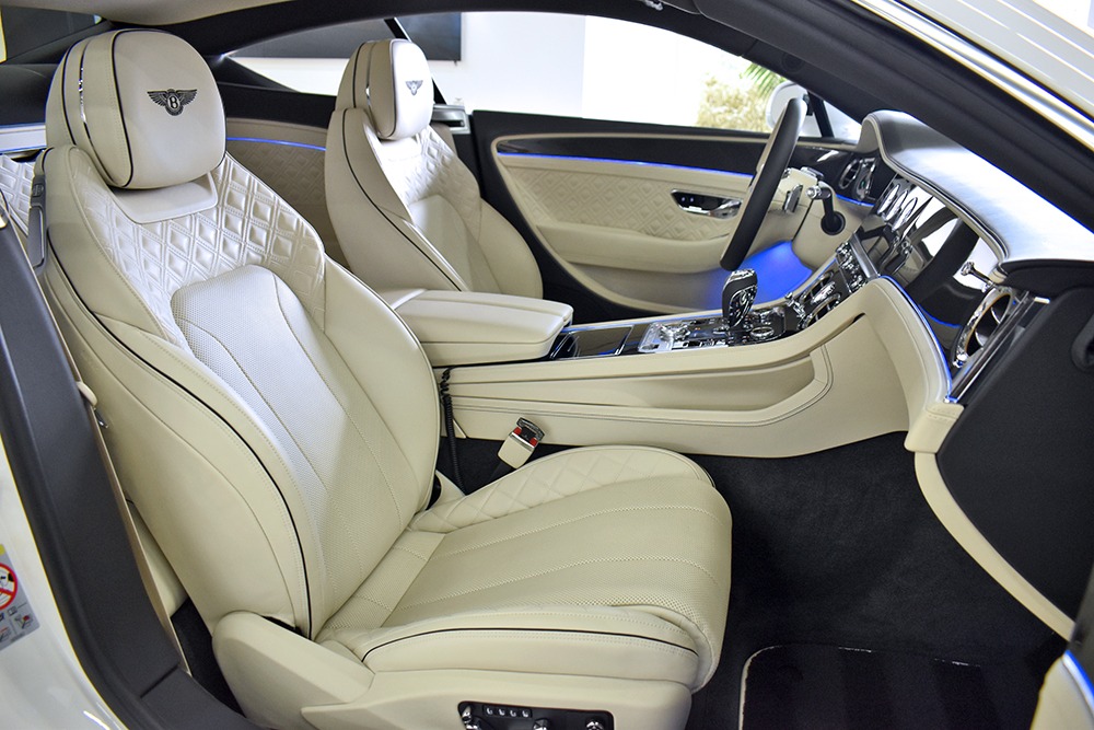 2020 Bentley Continental Image 4