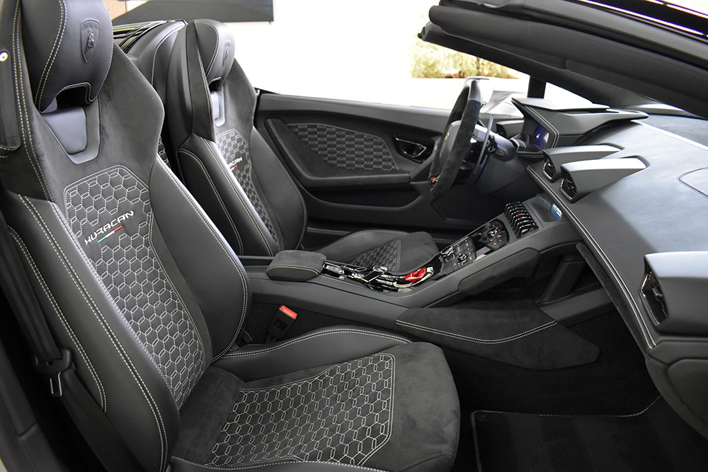 2019 Lamborghini Huracan Image 4