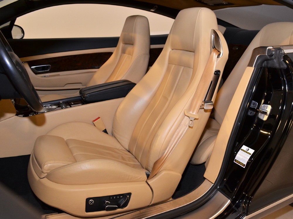 2005 Bentley Continental GT Image 13