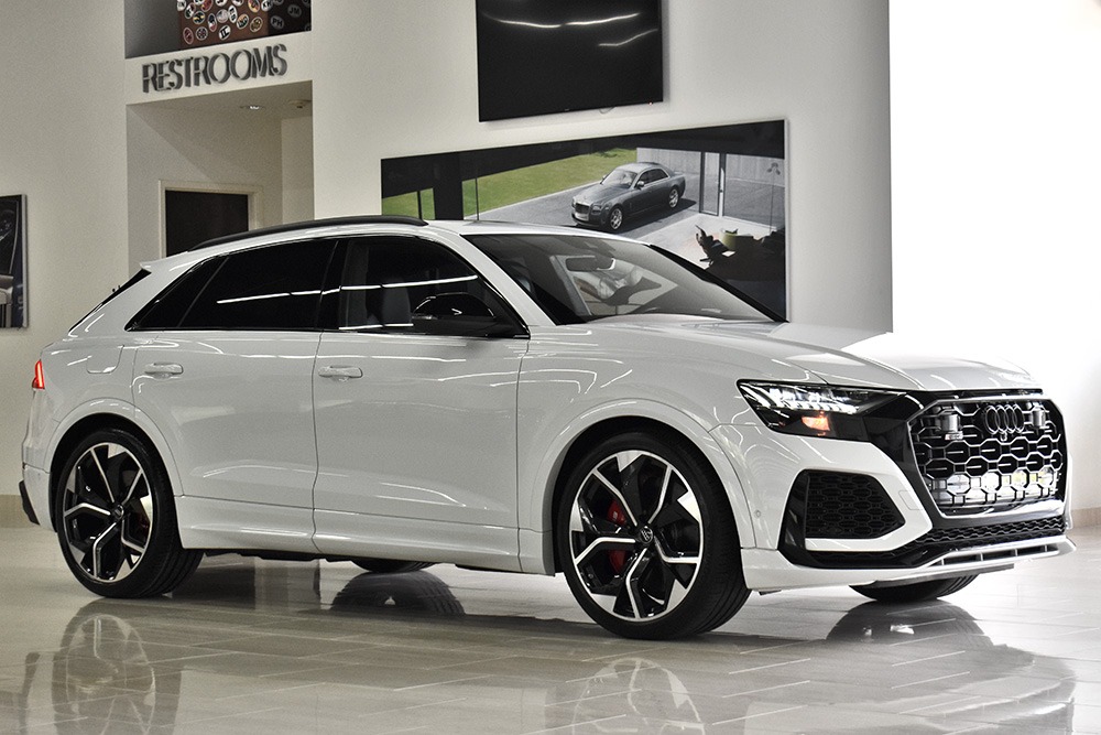 2020 Audi RS Q8 Image 8