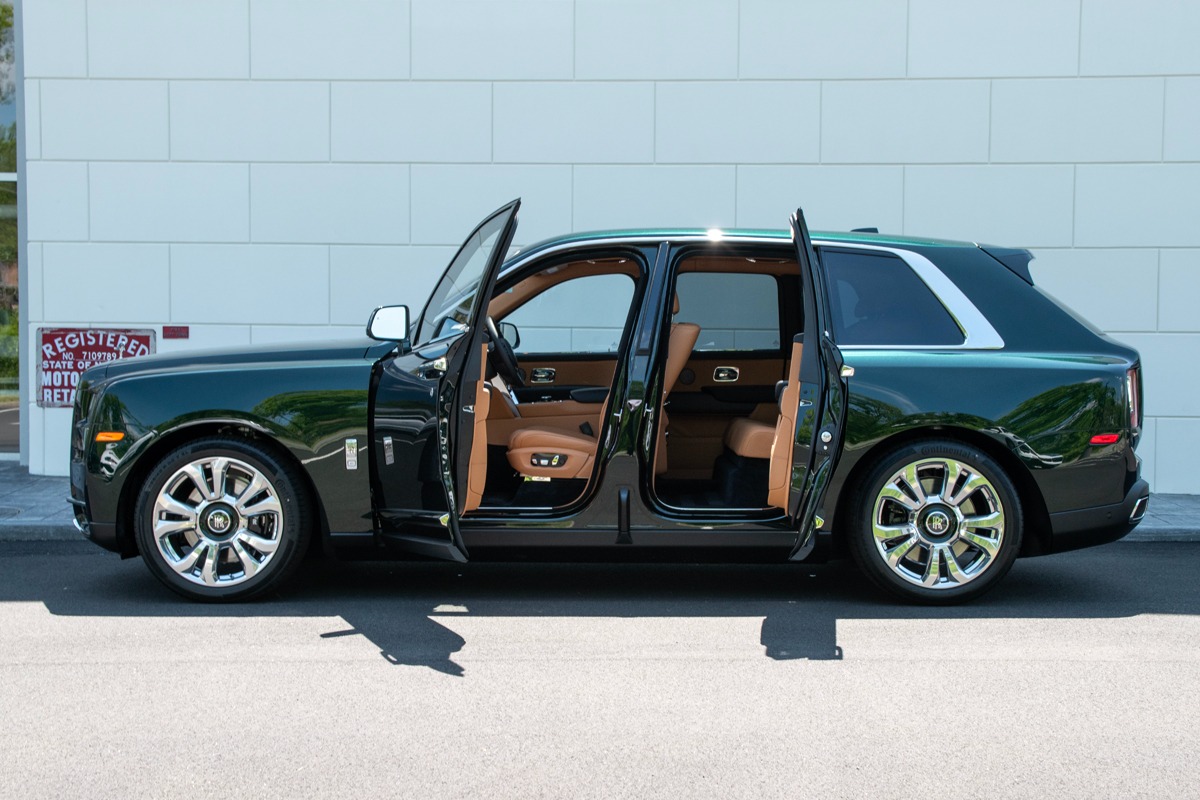 2022 Rolls-Royce Cullinan Image 12