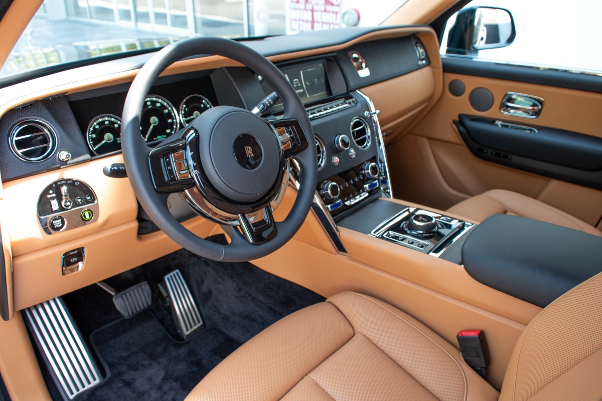 2022 Rolls-Royce Cullinan Image 4