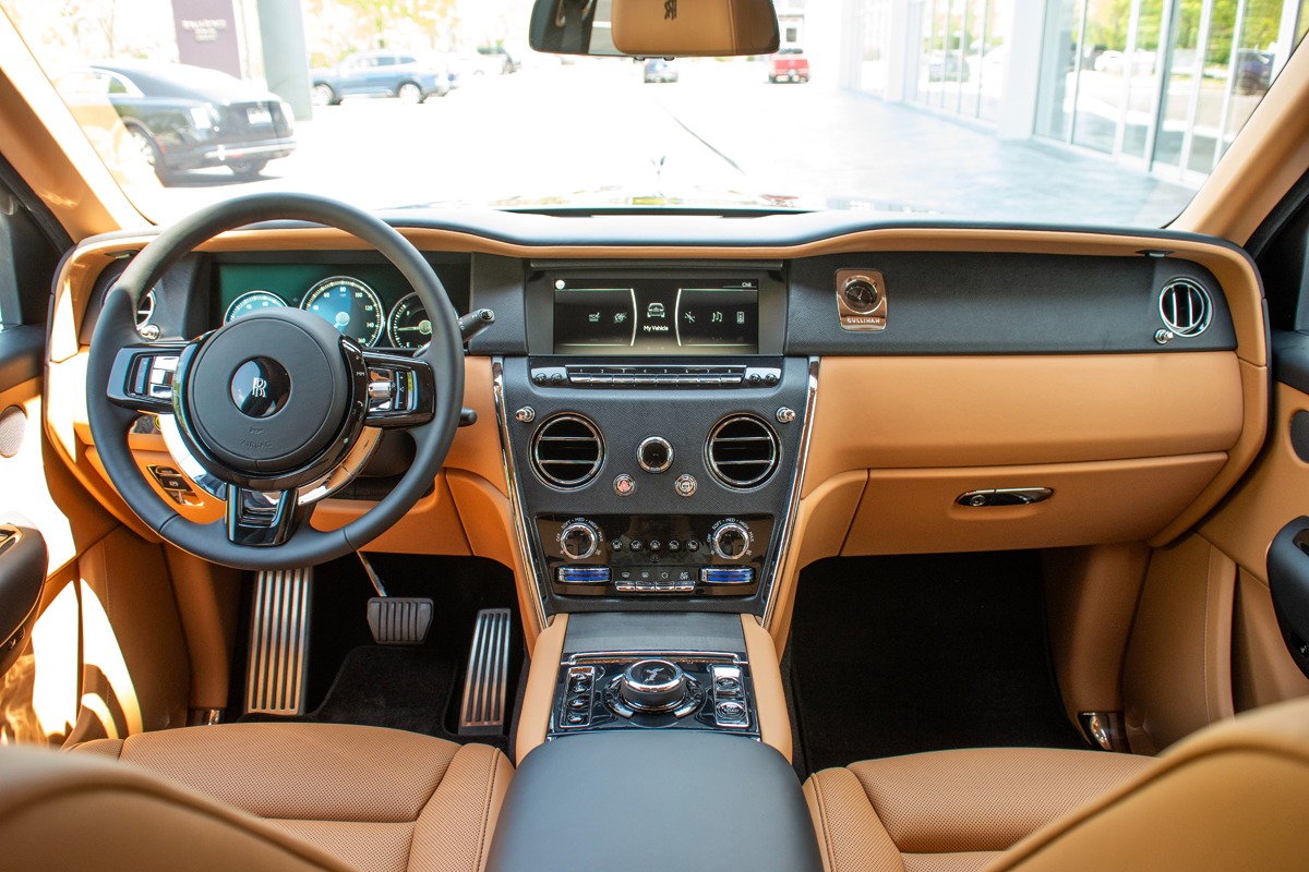 2022 Rolls-Royce Cullinan Image 6