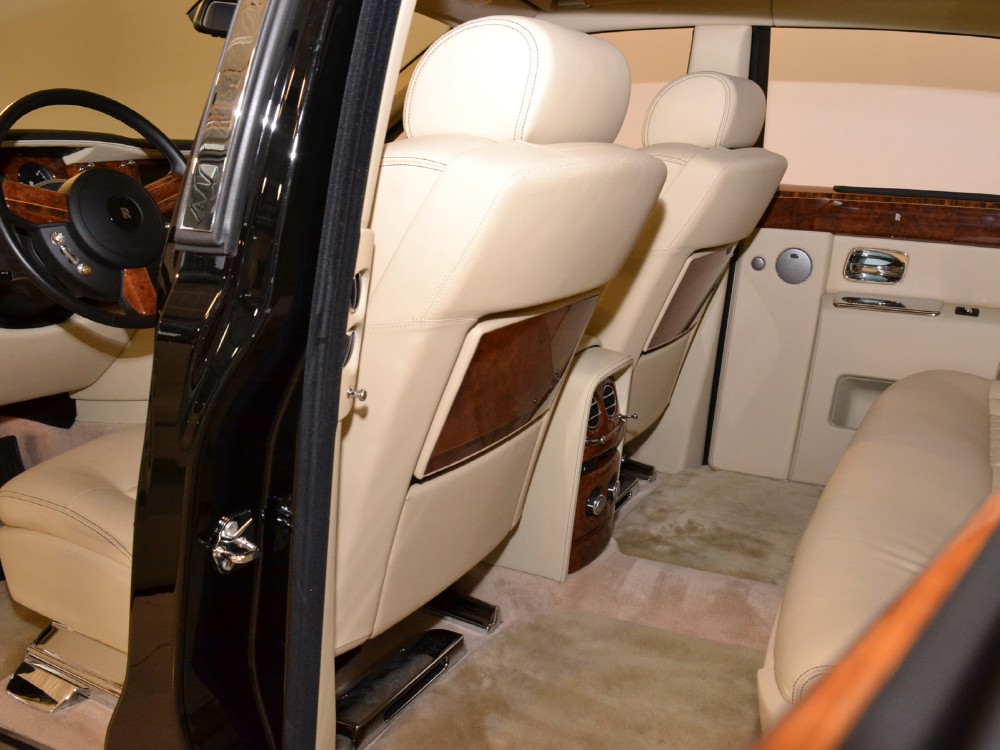 2006 Rolls-Royce Phantom Image 20