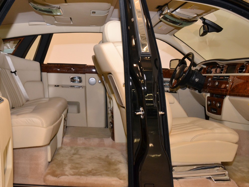 2006 Rolls-Royce Phantom Image 22
