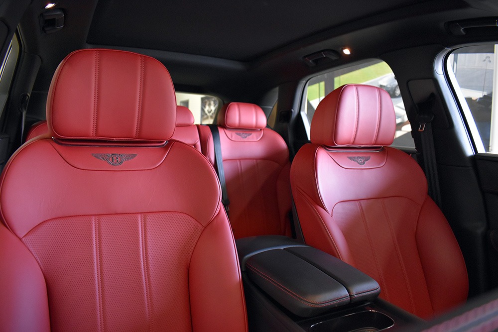 2020 Bentley Bentayga V8 Image 9