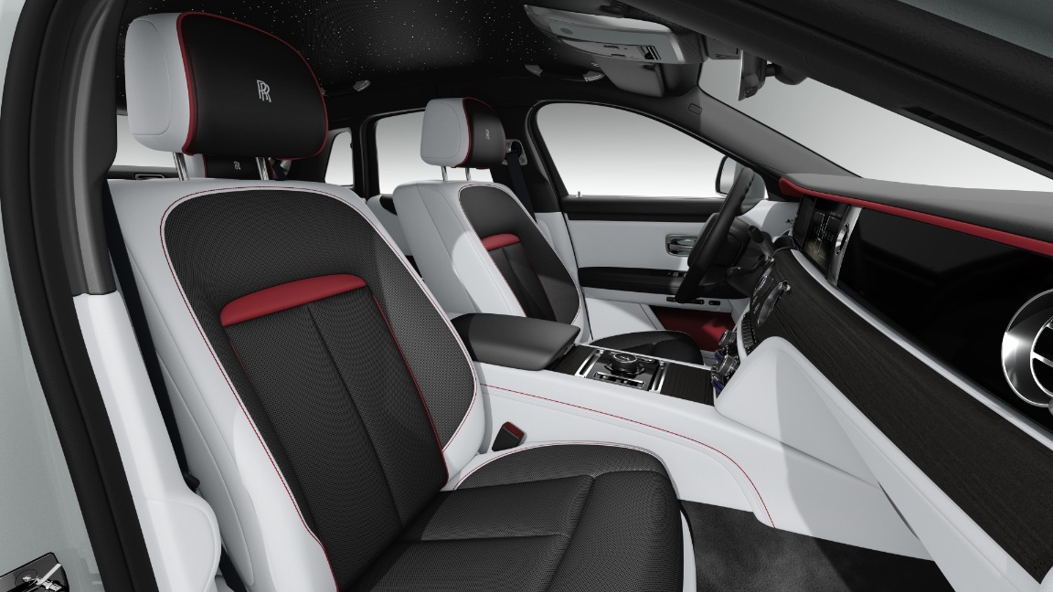 2023 Rolls-Royce Ghost Image 4
