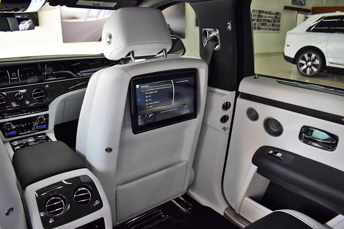 2022 Rolls-Royce Ghost Image 14