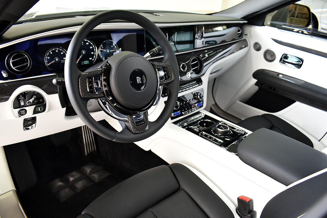 2022 Rolls-Royce Ghost Image 3