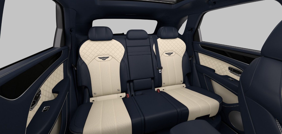 2022 Bentley Bentayga V8 Image 6