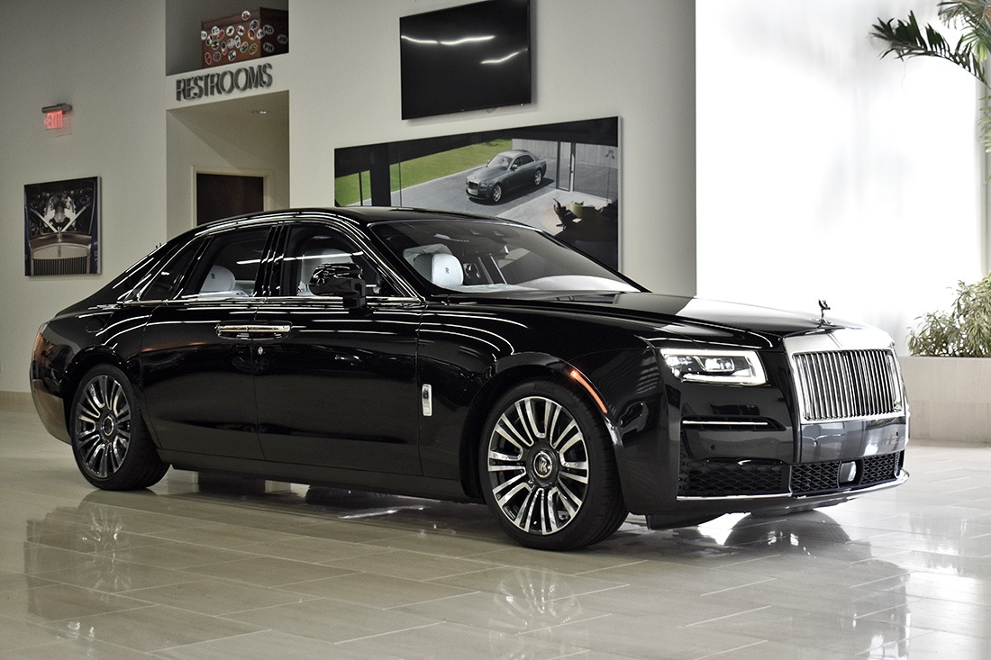 2022 Rolls-Royce Ghost Image 5