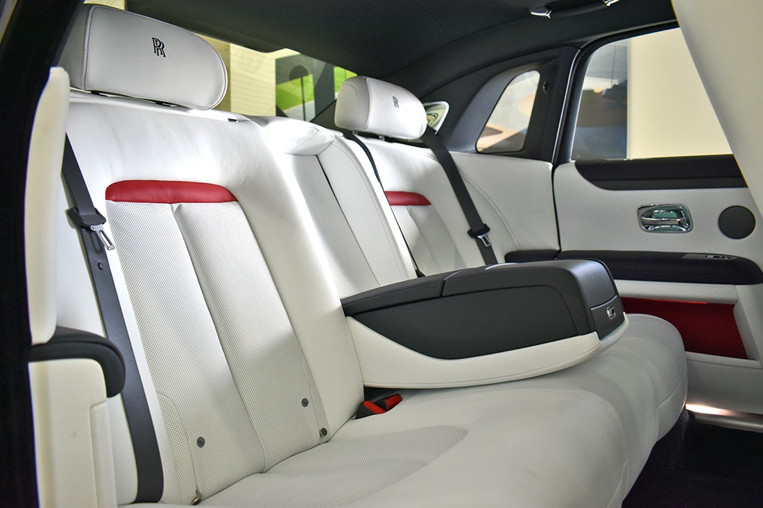 2022 Rolls-Royce Ghost Image 8