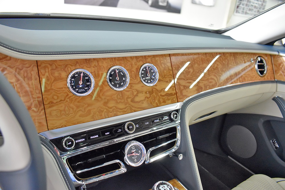 2020 Bentley Flying Spur Image 8