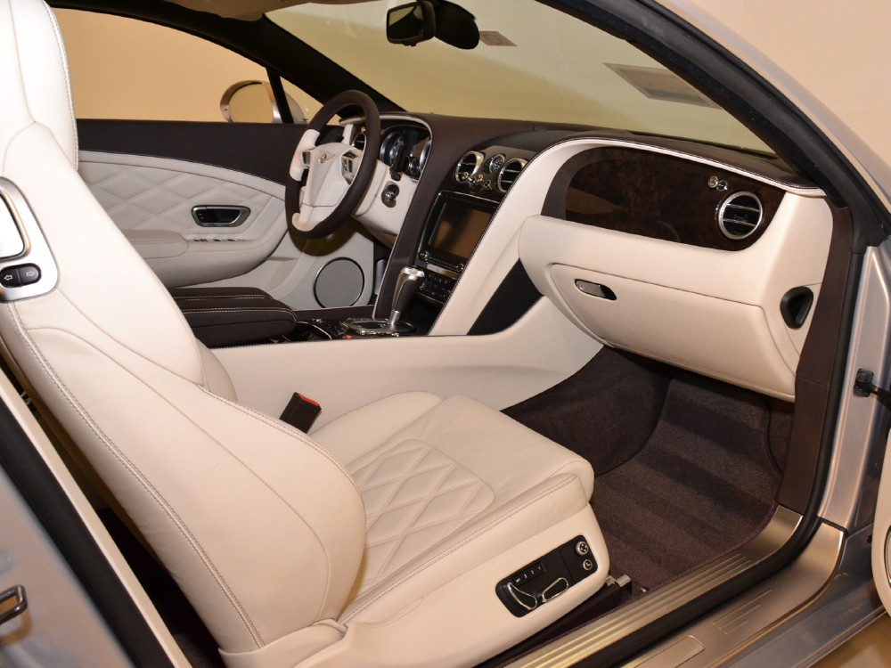2012 Bentley Continental GT Image 16