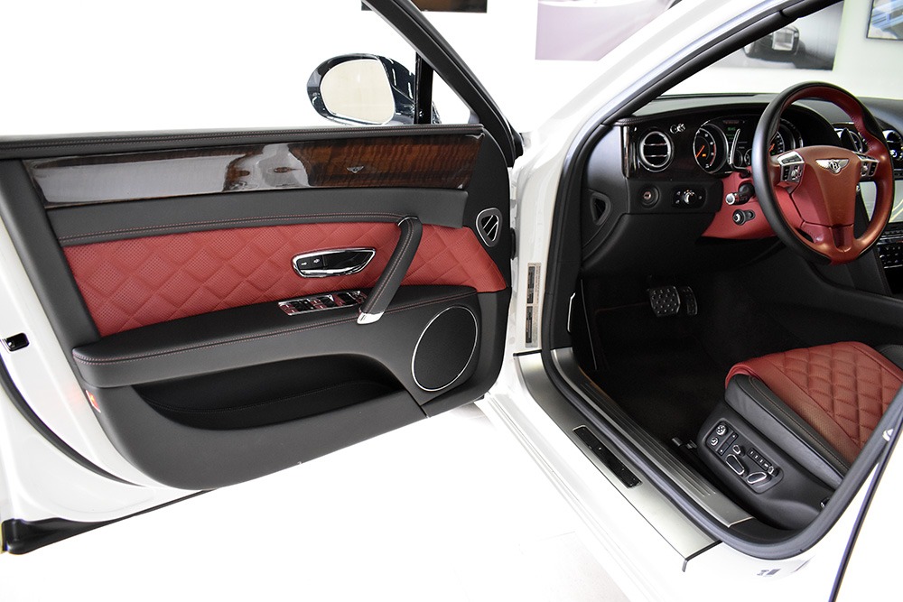 2017 Bentley Flying Spur Image 6