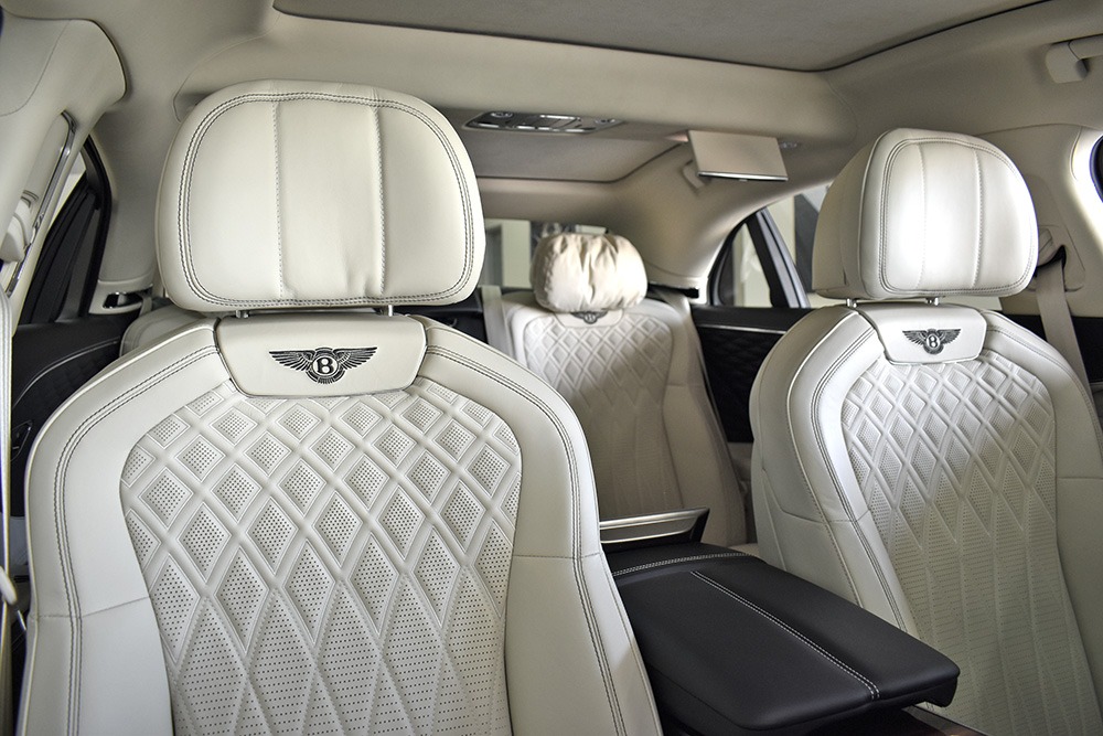 2022 Bentley Flying Spur Image 12