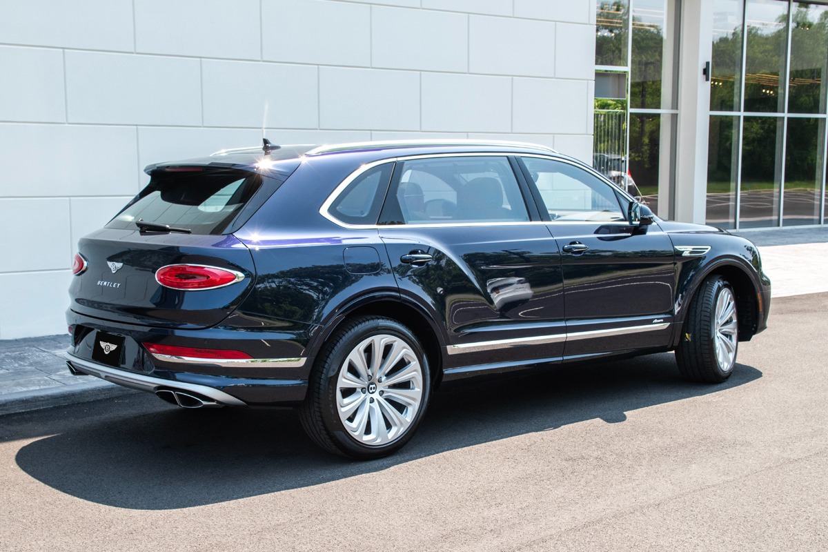 2023 Bentley Bentayga Image 26